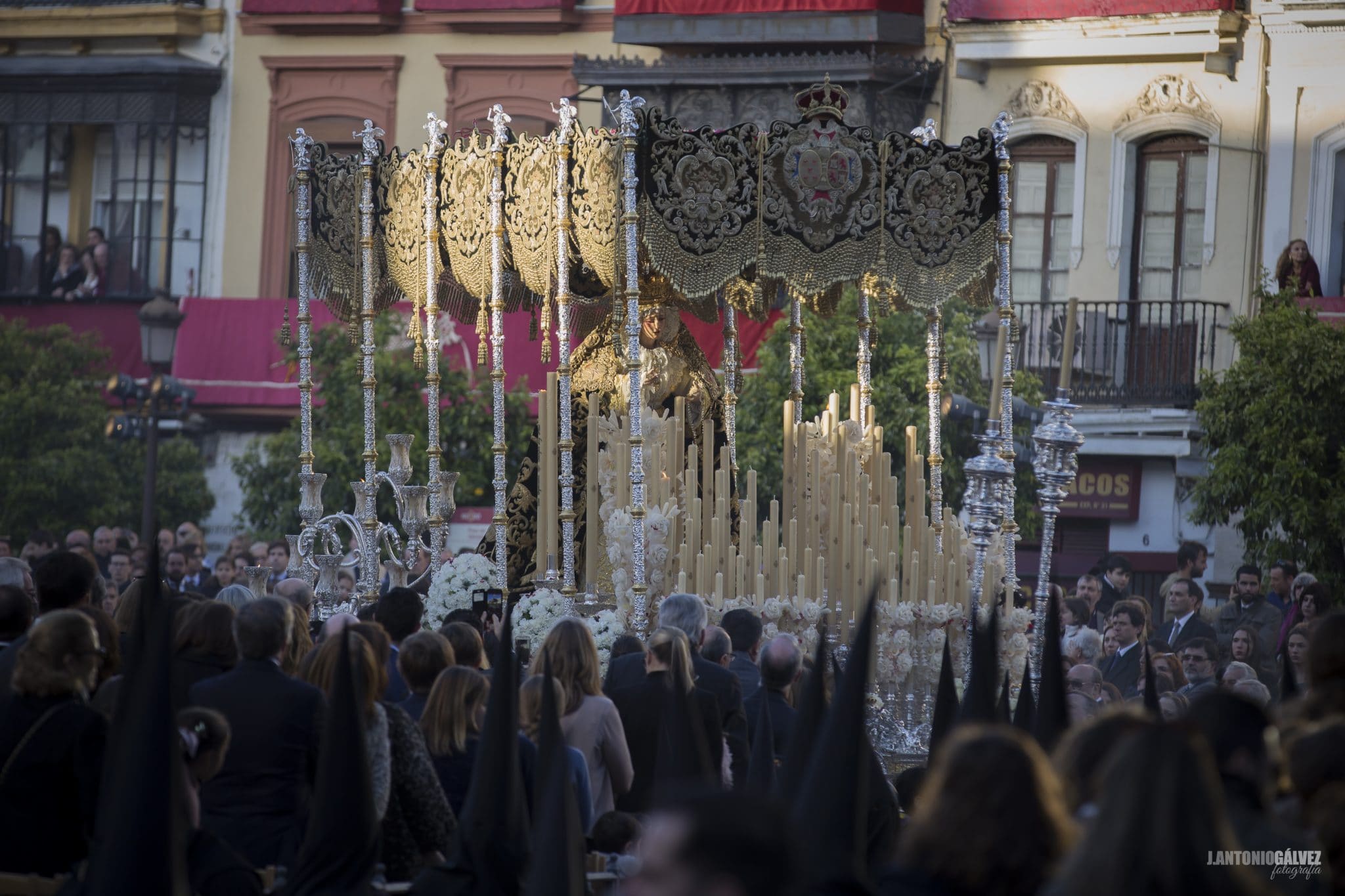 Semana Santa en Sevilla - La Trinidad