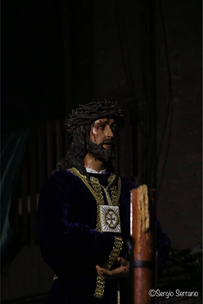 Semana Santa en Valladolid - Procesión de amor y misericordia del santísimo Cristo de medinaceli