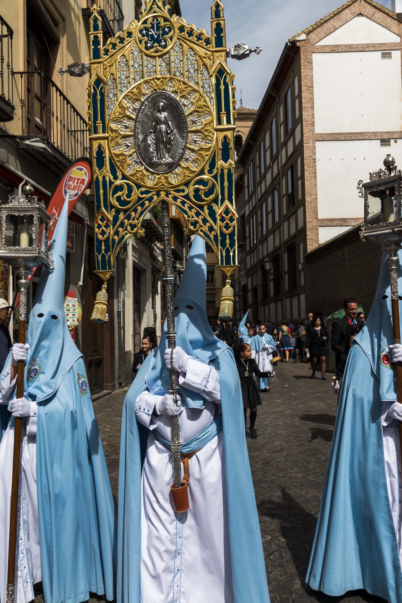 Semana Santa en Granada - Resucitado Regina