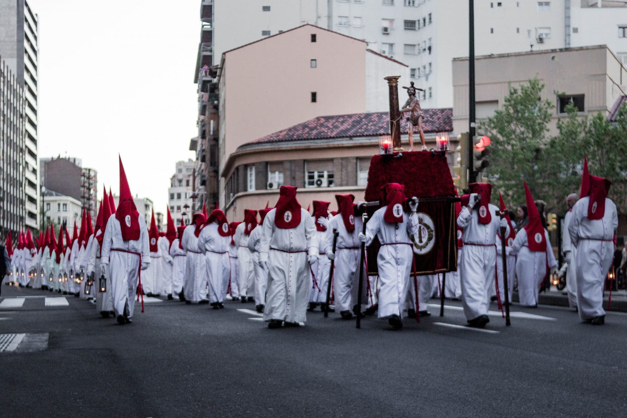 procesión traslado Semana Santa en Zaragoza - Procesión traslado Columna