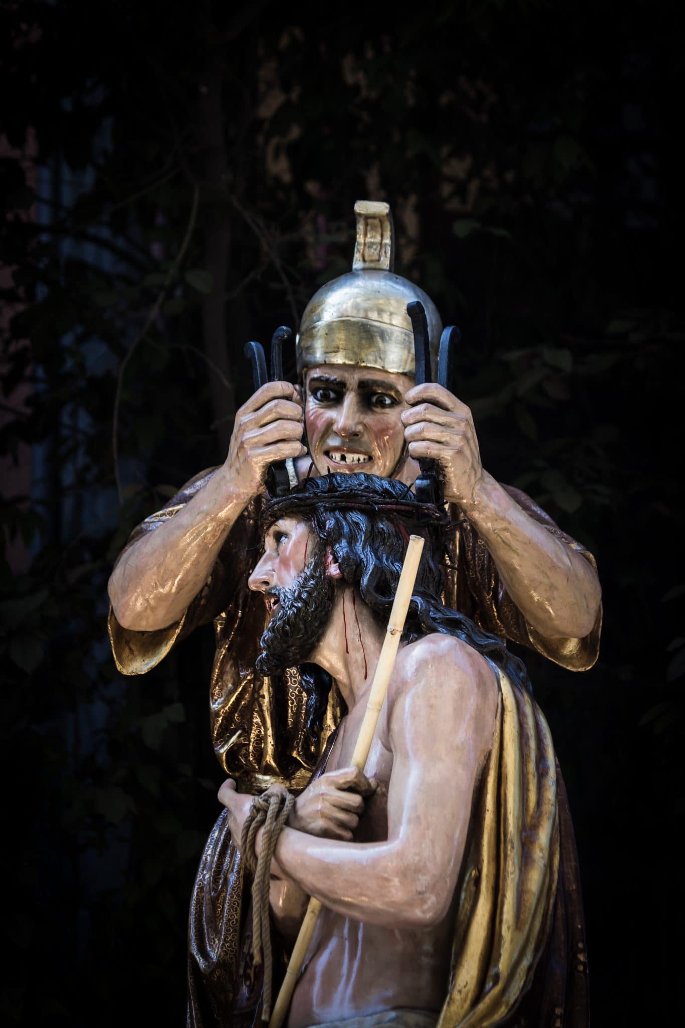 cofradía de la coronación Semana Santa en Zaragoza - Procesion Titular Coronación
