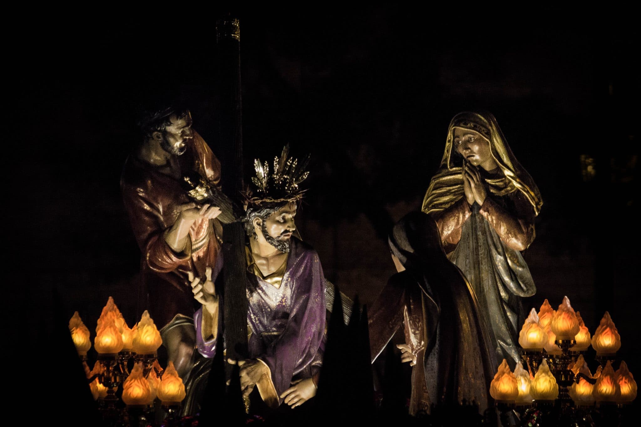 cofradía del calvario Semana Santa en Zaragoza - Procesion Tres Caídas Calvario