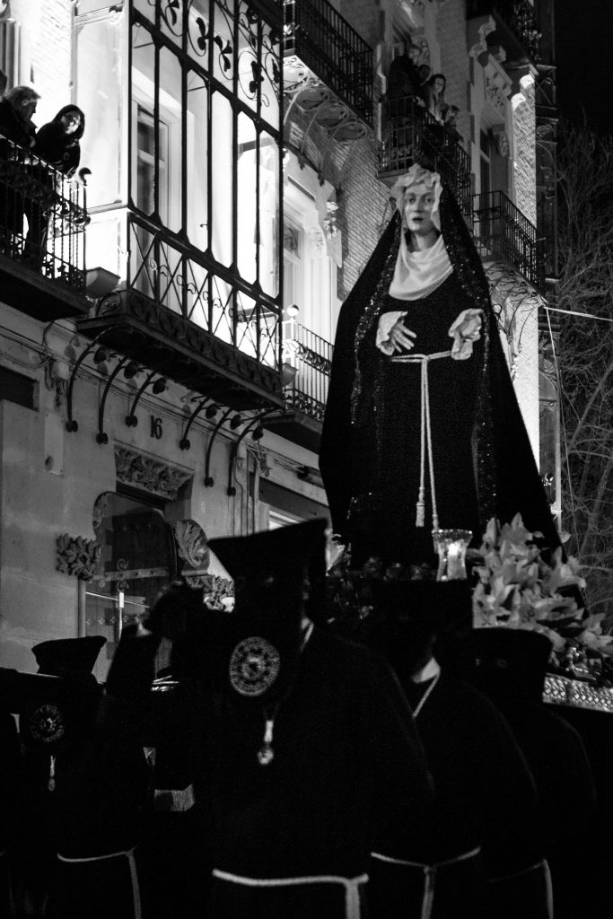 Semana Santa en Zaragoza - Procesión de la Soledad Dolorosa