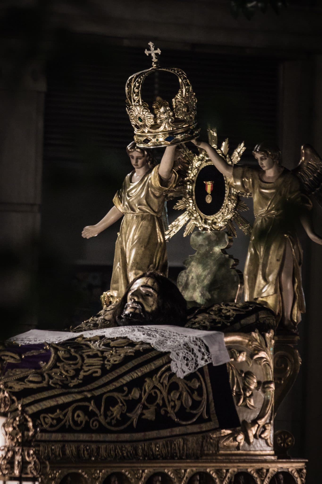 Semana Santa en Zaragoza - Santo Entierro Sangre de Cristo