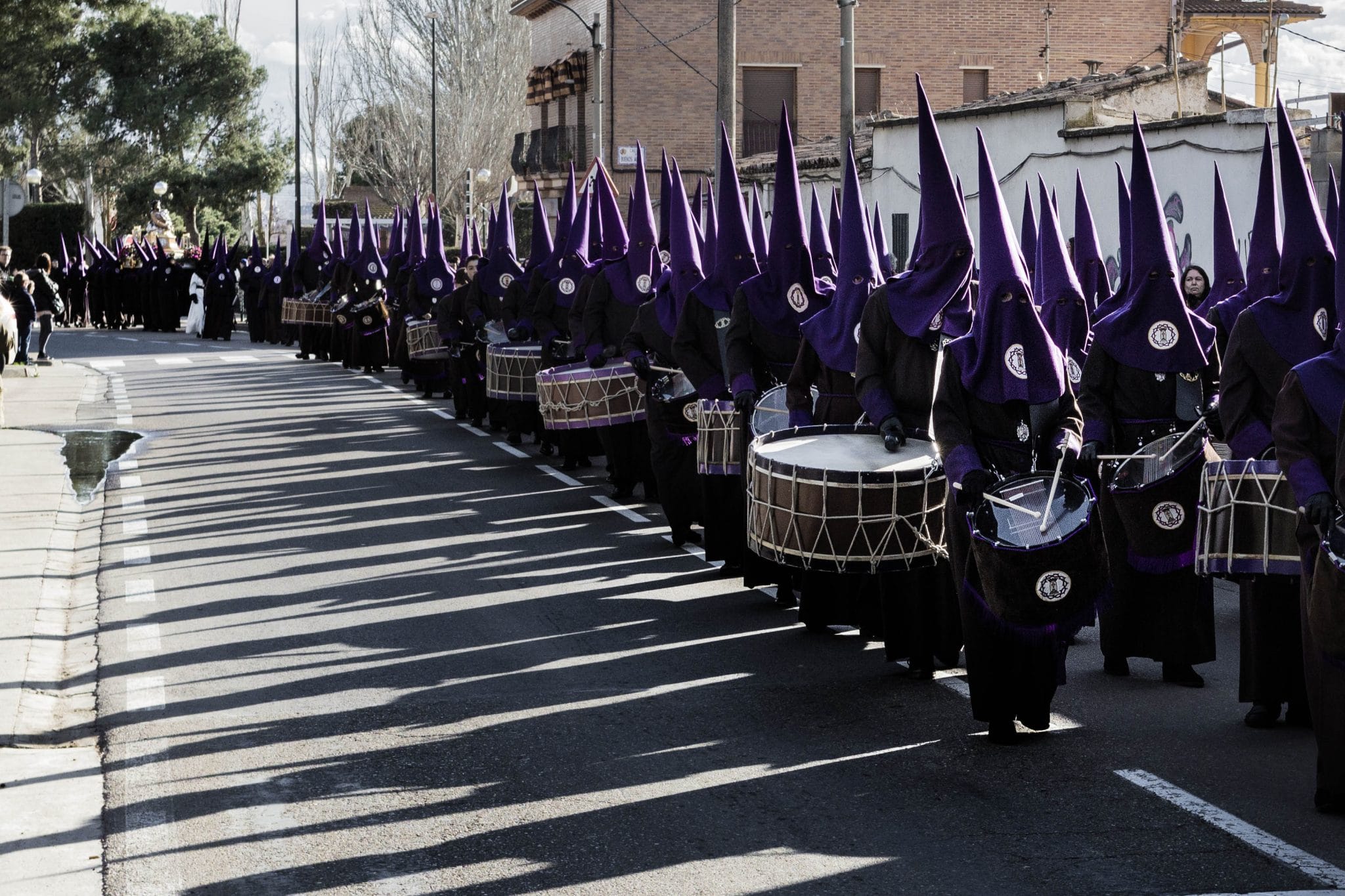 cofradía de la coronación Semana Santa en Zaragoza - Via Crucis Coronación
