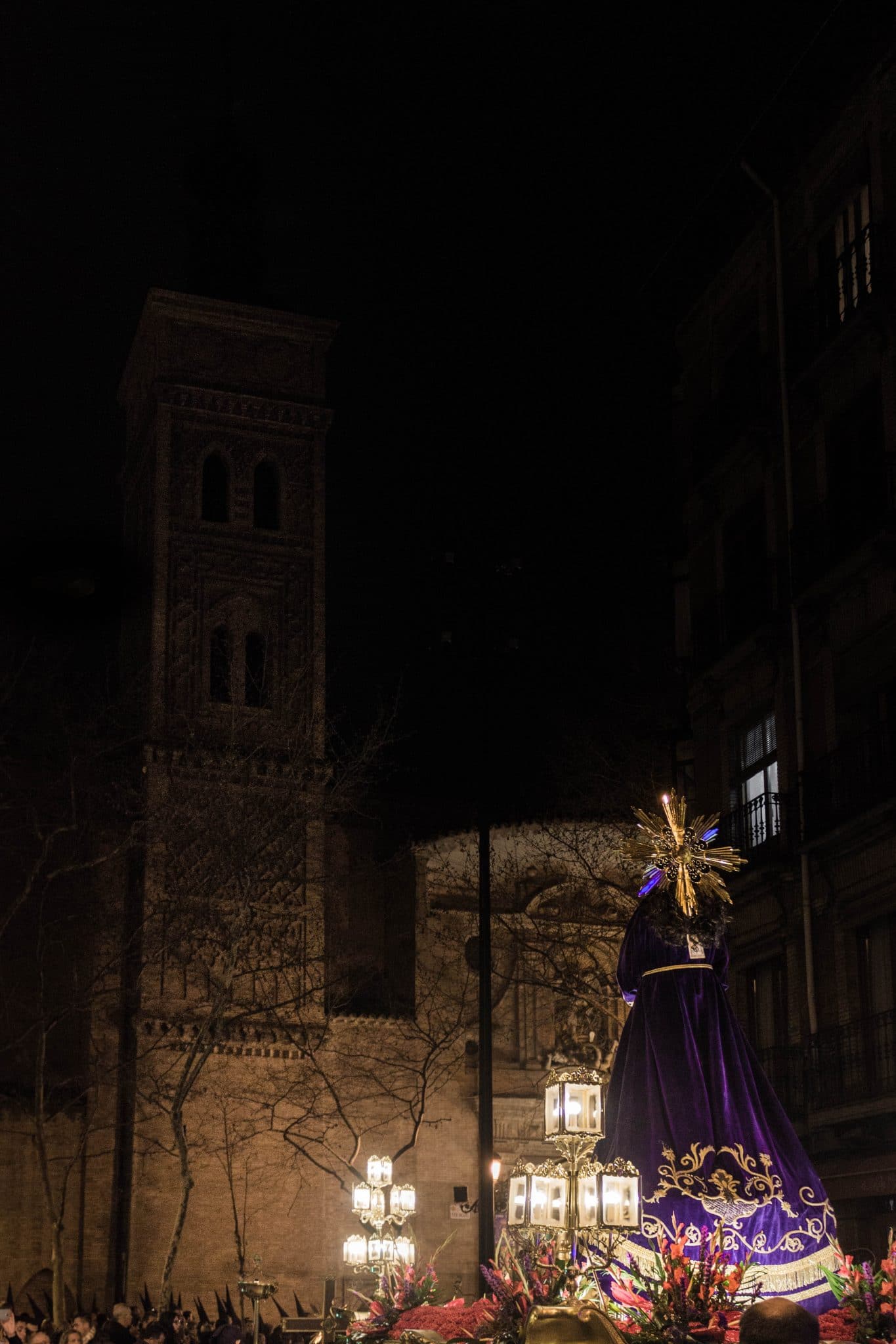 Semana Santa en Zaragoza - Via Crucis Nazareno