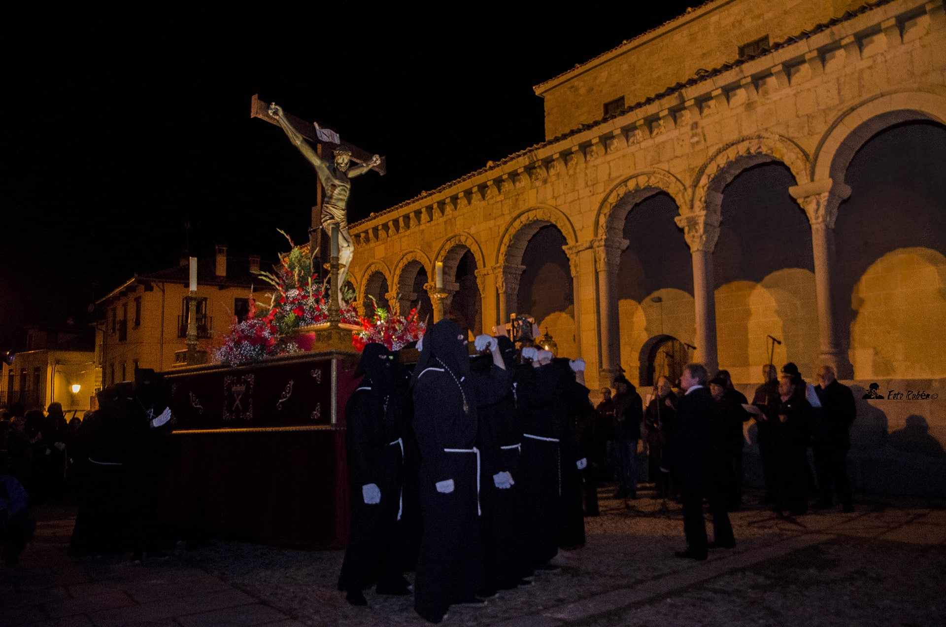 Santo Via Crucis y Procesión con la Imagen del Santo Cristo de la Paciencia, Segovia 3