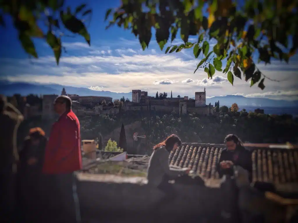 Descubriendo Rutas, Viaje A Granada (portada)