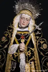 Nuestra Señora De Los Reyes Ataviada Para El Traslado Del Dí­a 20. FOTO Ignacio Martí­nez