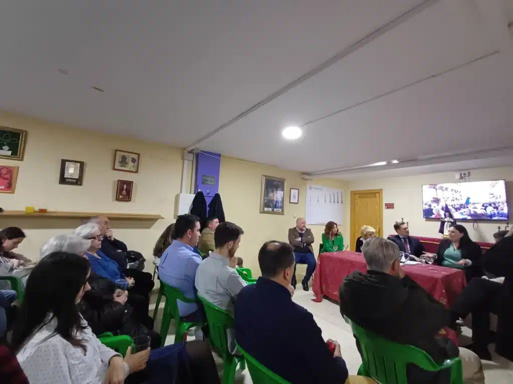 Tertulia El Cíngulo, Lanzada Granada